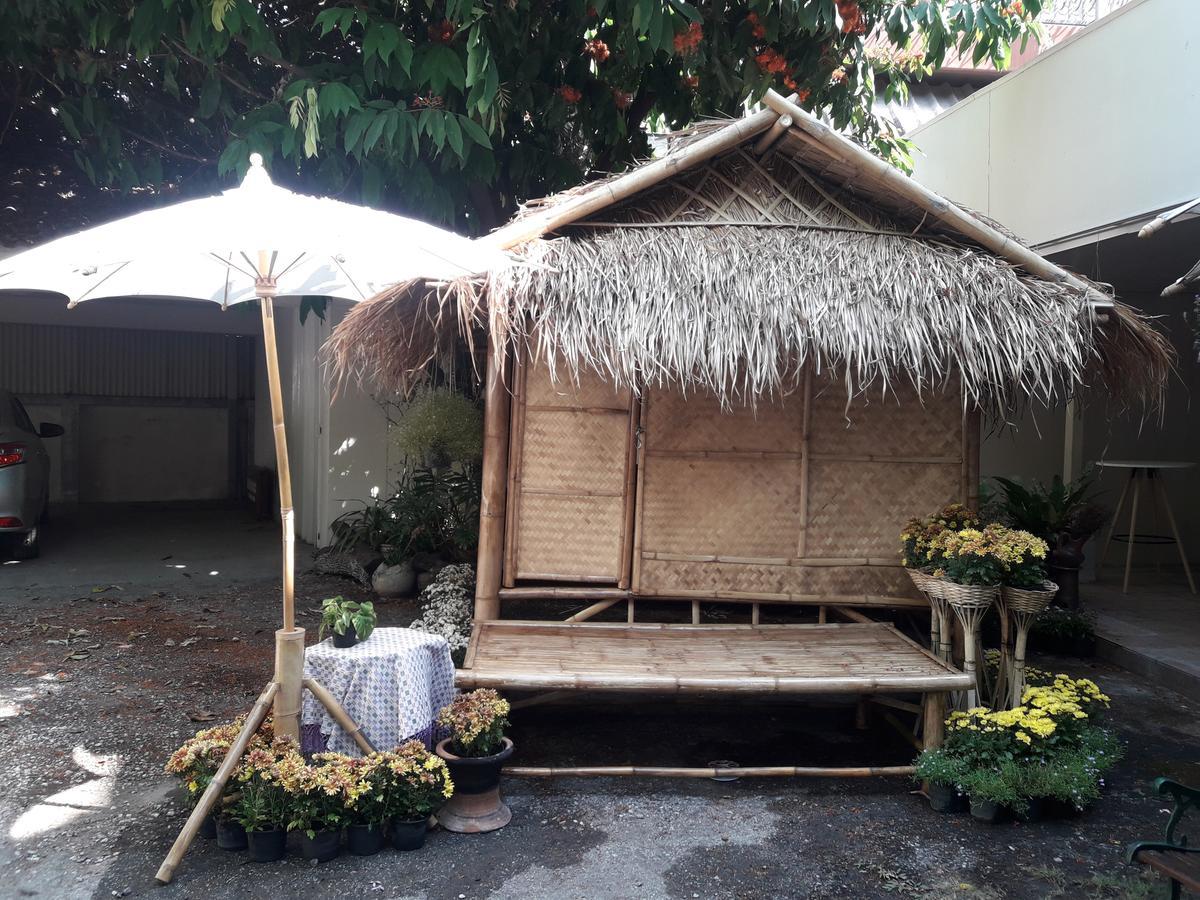 Coc Guest House & Hostel Chiang Mai Bagian luar foto