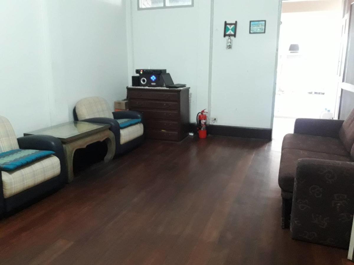 Coc Guest House & Hostel Chiang Mai Bagian luar foto