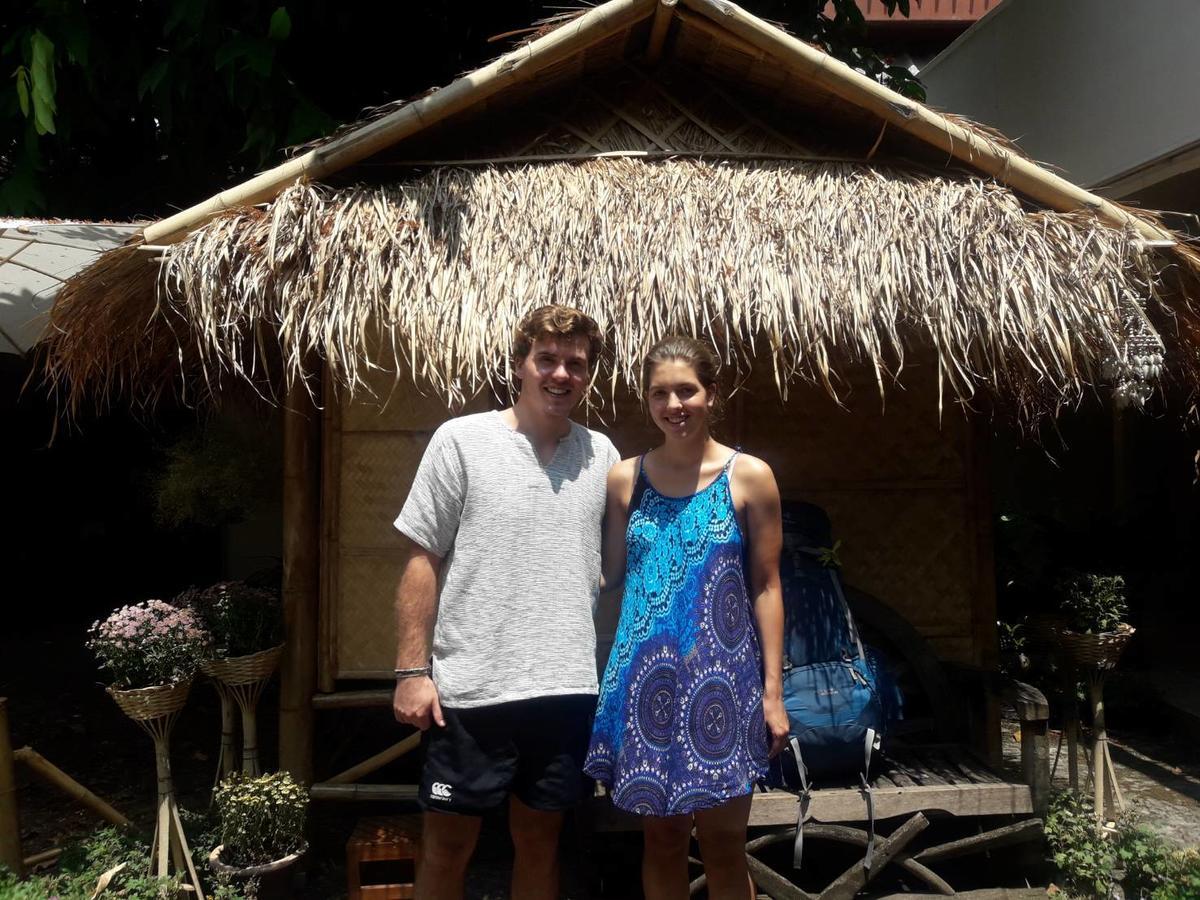 Coc Guest House & Hostel Chiang Mai Bagian luar foto