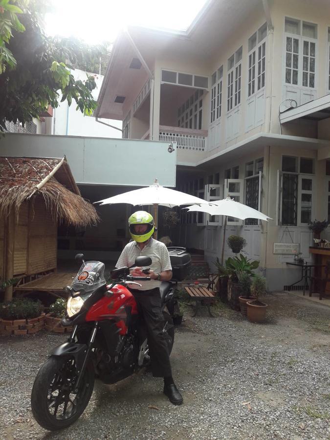 Coc Guest House & Hostel Chiang Mai Bagian luar foto