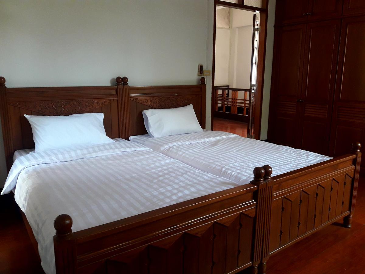 Coc Guest House & Hostel Chiang Mai Bagian luar foto