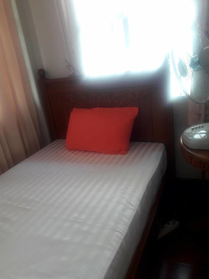 Coc Guest House & Hostel Chiang Mai Bagian luar foto