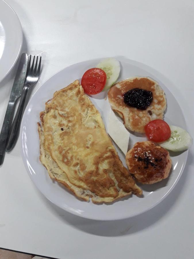 Coc Guest House & Hostel Chiang Mai Bagian luar foto