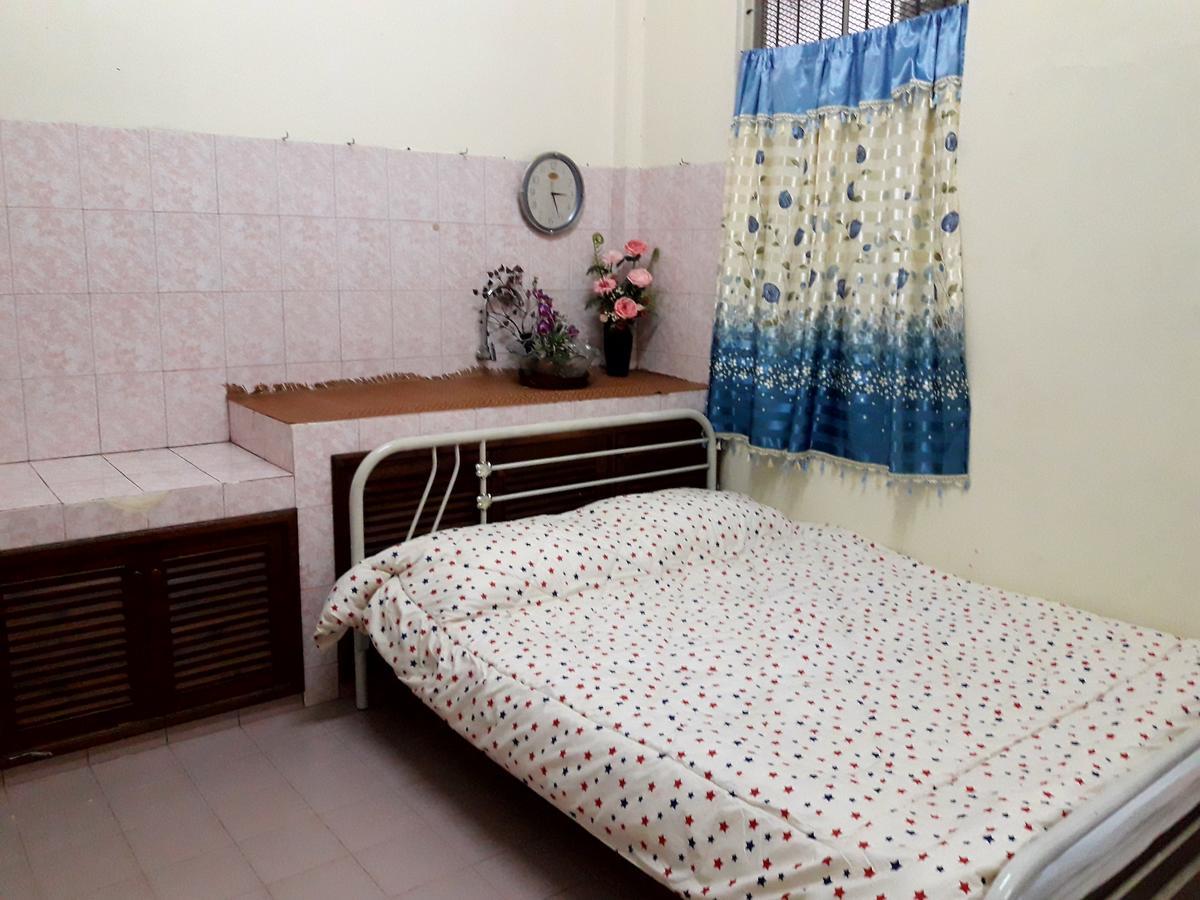 Coc Guest House & Hostel Chiang Mai Bagian luar foto