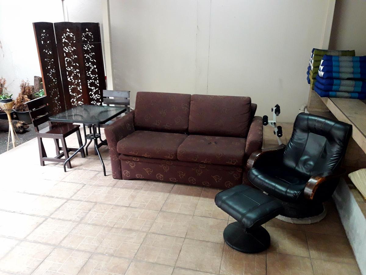 Coc Guest House & Hostel Chiang Mai Bagian luar foto