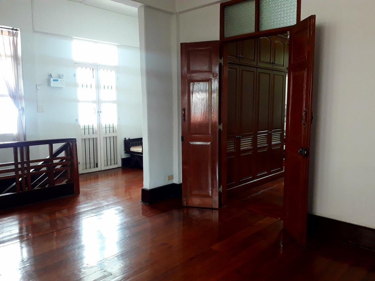 Coc Guest House & Hostel Chiang Mai Bagian luar foto