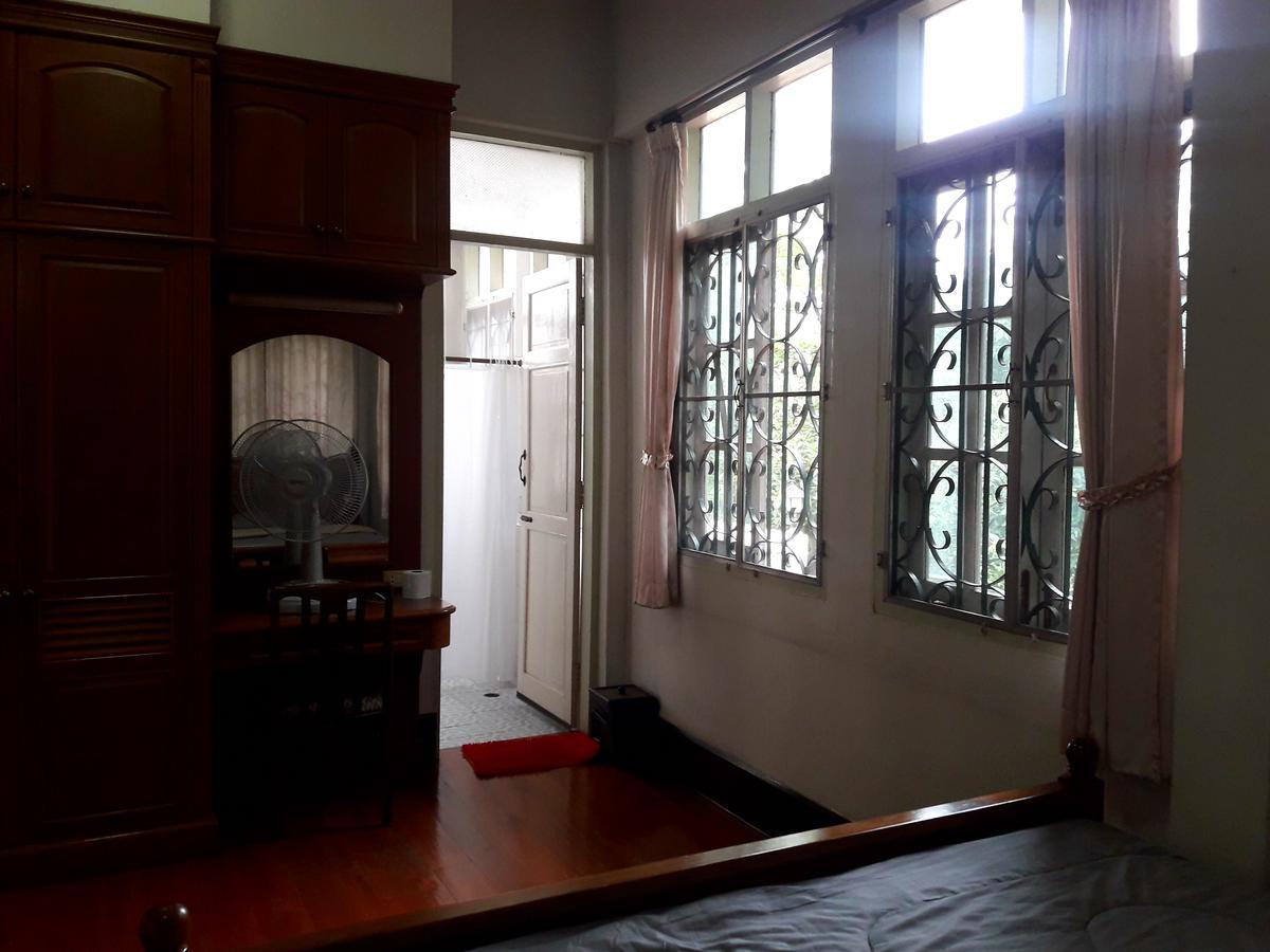 Coc Guest House & Hostel Chiang Mai Bagian luar foto