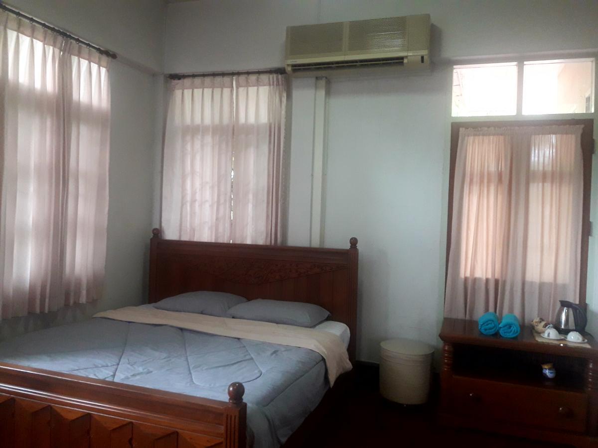 Coc Guest House & Hostel Chiang Mai Bagian luar foto