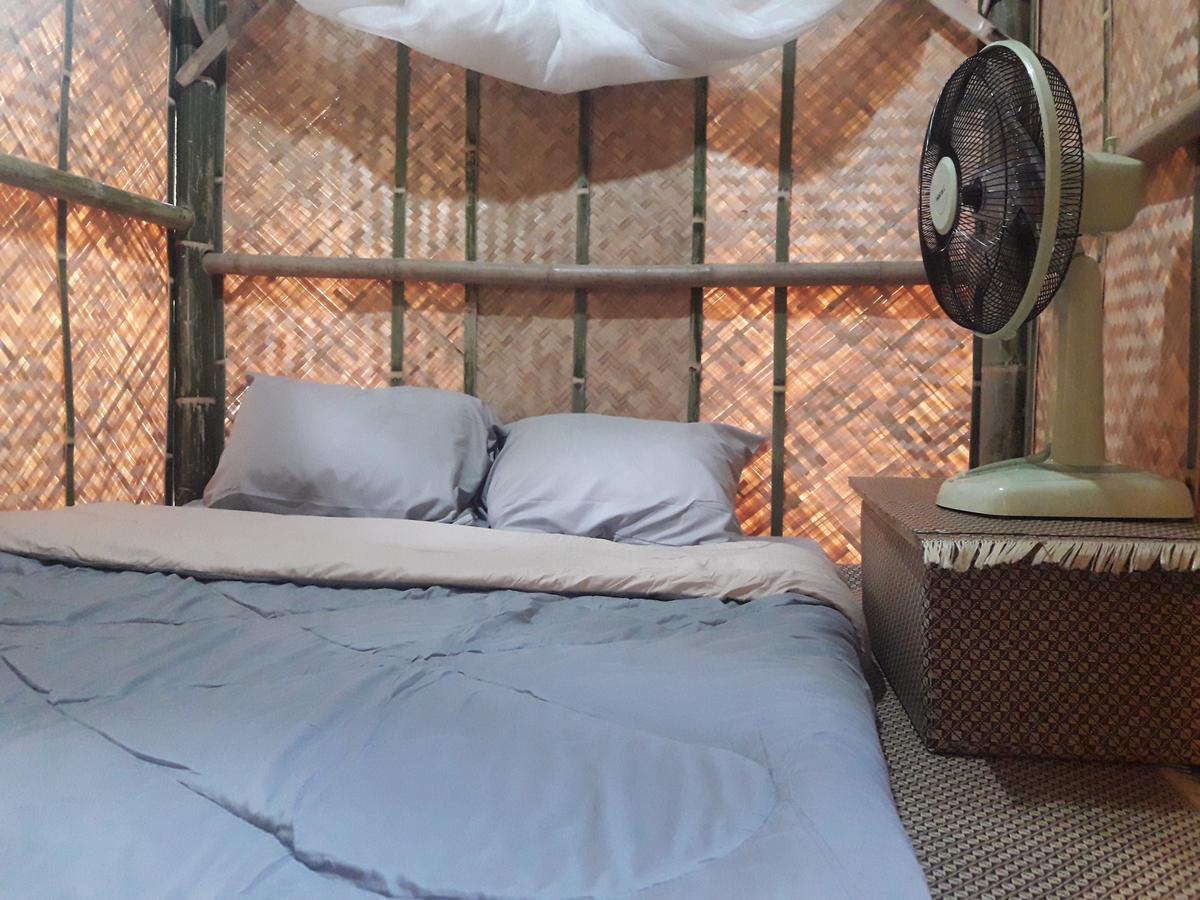 Coc Guest House & Hostel Chiang Mai Bagian luar foto